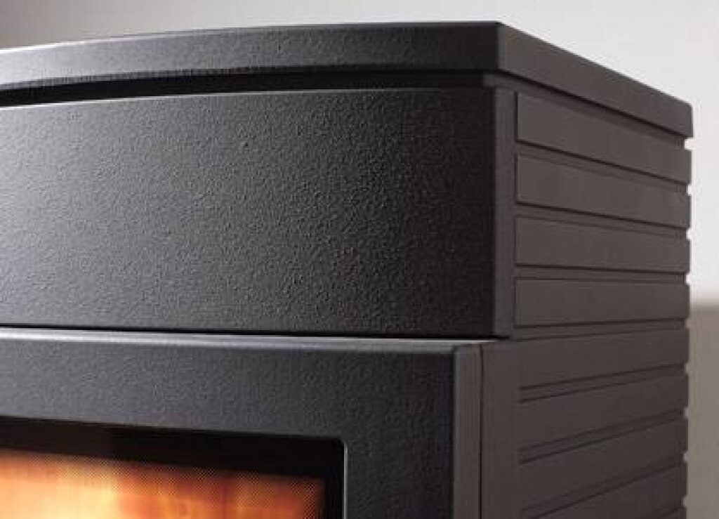 Камінна піч Austroflamm Chester Compact